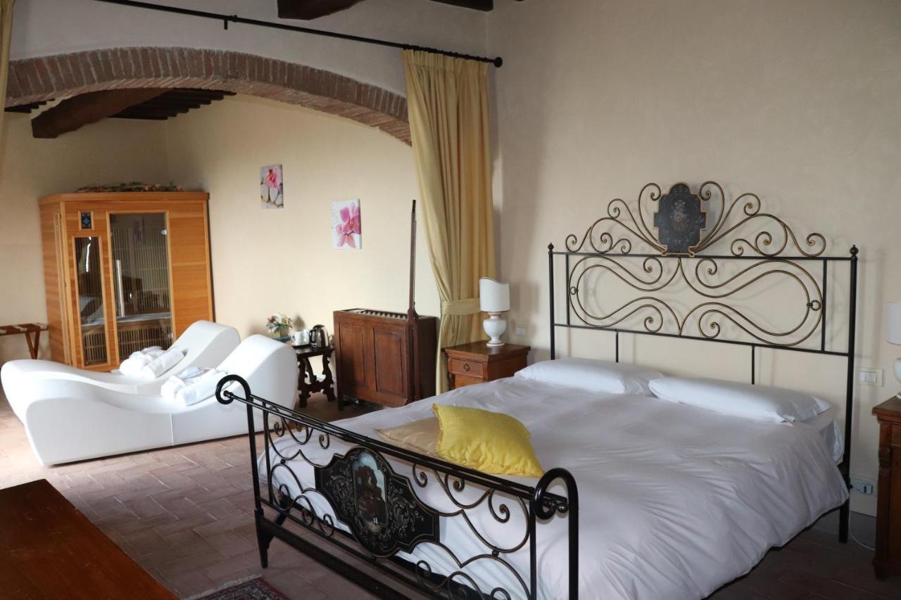 סנספולקרו Hotel Relais Palazzo Di Luglio מראה חיצוני תמונה